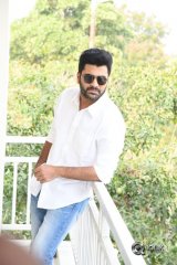 Sharwanand Interview About ShatamanamBhavati Movie